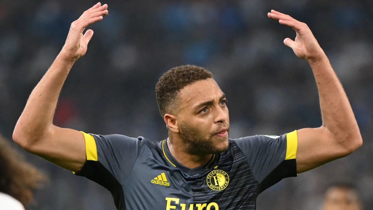 Feyenoord houdt stand in Marseille en bereikt finale van de Conference League