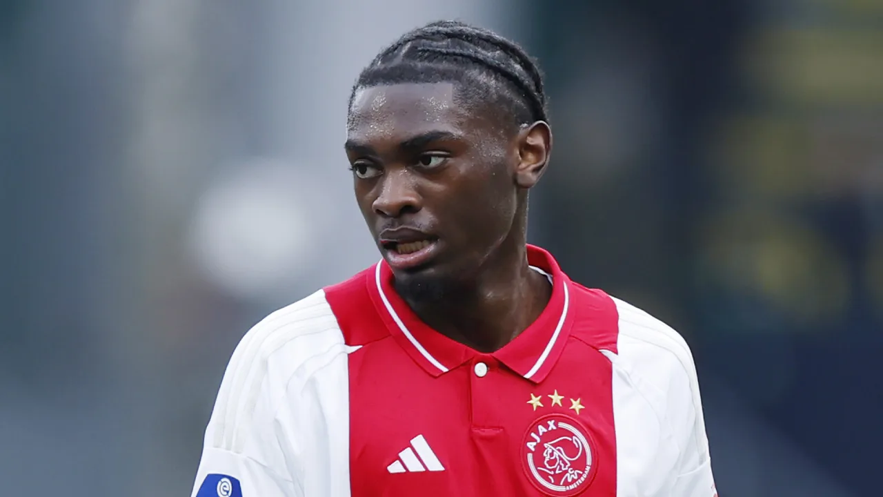 Ajacied Mokio verkiest nationale elftal DR Congo boven België