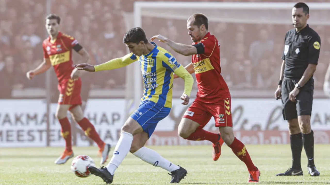 Clubarts RKC getroffen door hartaanval in rust Go Ahead-RKC