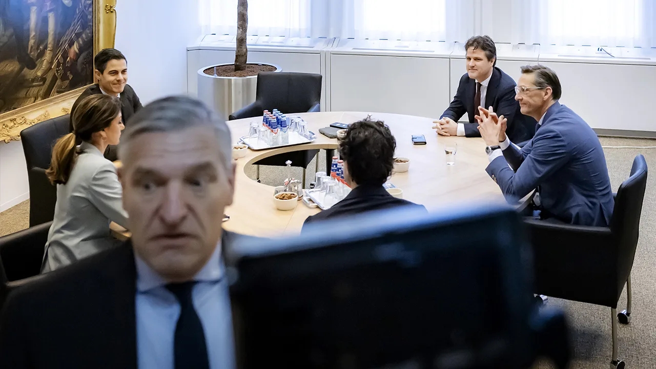 Ook gesprek tussen partijleiders over formatie leidt niet tot doorbraak