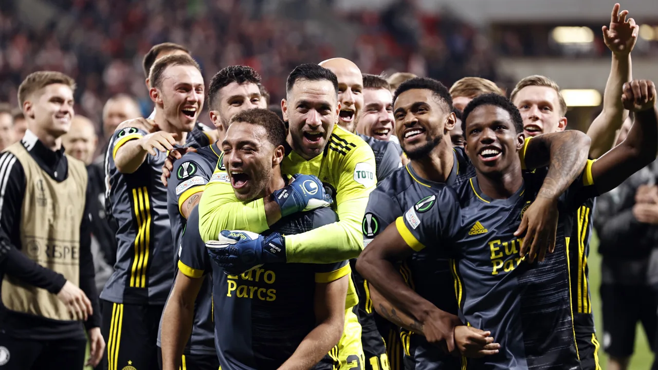 Feyenoord wacht met kaartverkoop Conference League tot uitspraak UEFA