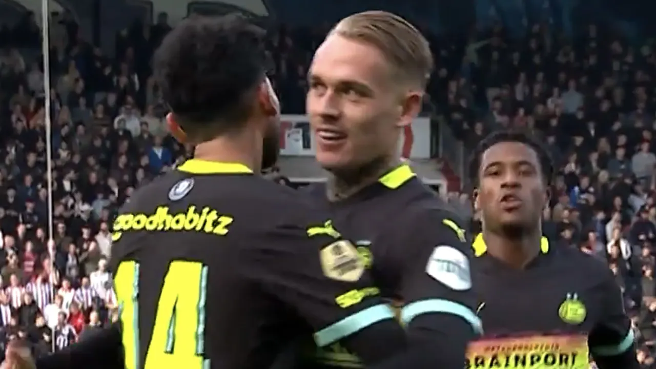 Videogoal: Pepi verdubbelt voorsprong voor PSV bij Willem II na assist Karsdorp