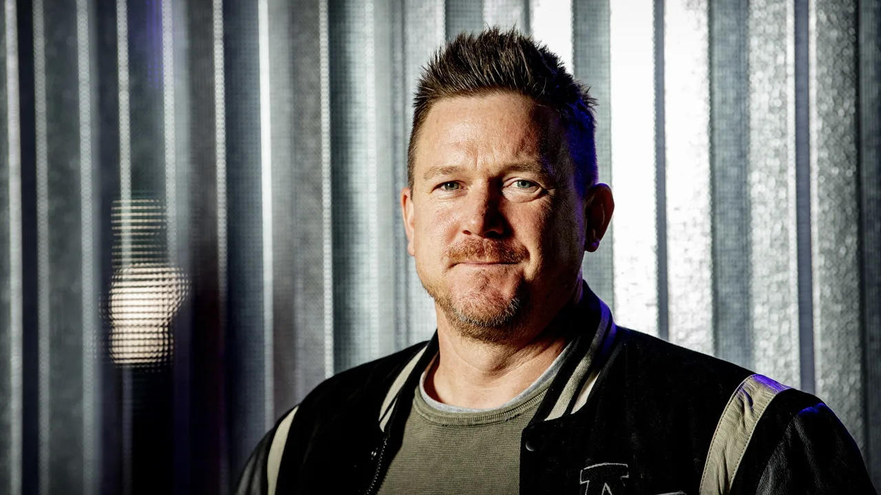 Johnny de Mol keert vrijdag terug als presentator HLF8