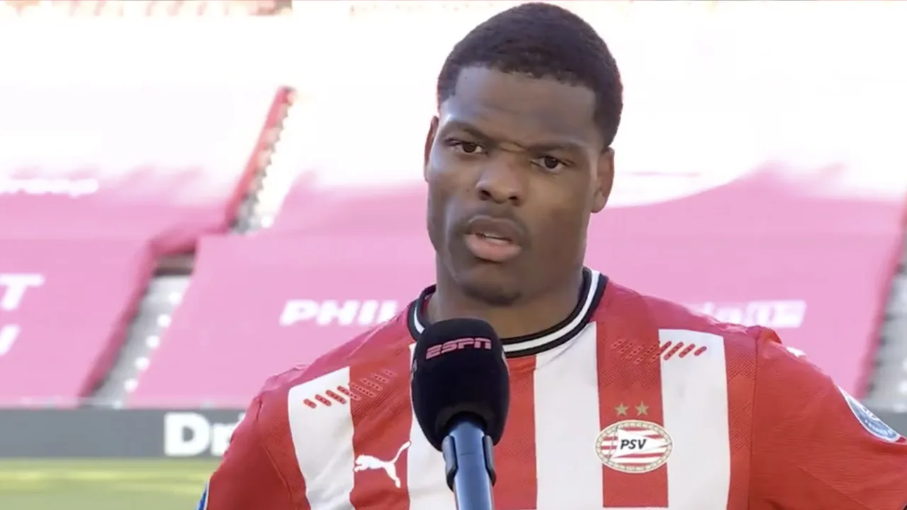 Dumfries over ruzie met Tadić: 'Je moet niet over mijn moeder gaan praten'