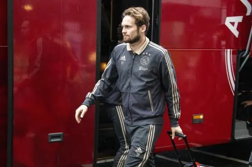 Blind aast met Ajax op revanche in De Kuip