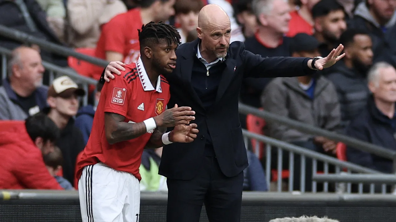 Ten Hag bereikt finale FA Cup met Manchester United na bloedstollende penaltyreeks
