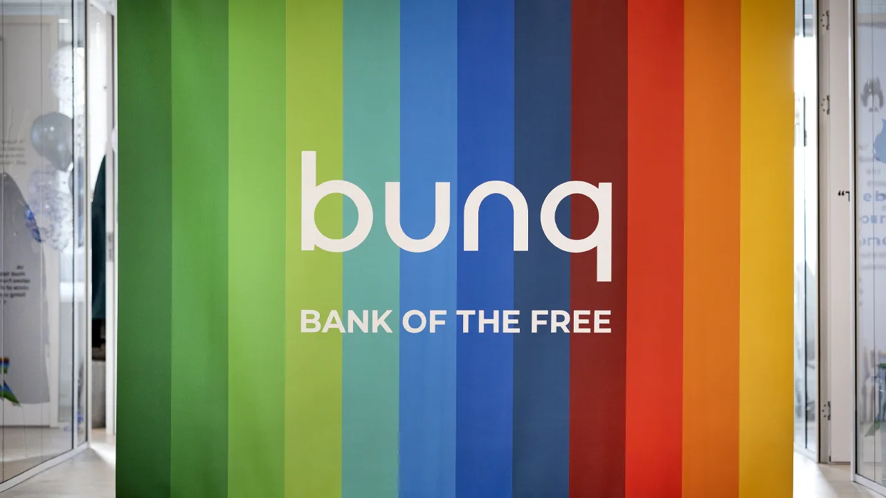 Bunq gaat gedupeerden van fraude alsnog compenseren