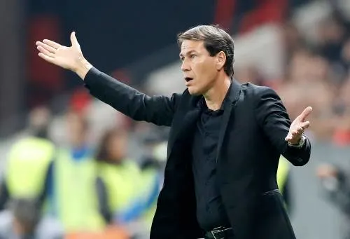 Garcia langer trainer van Strootman