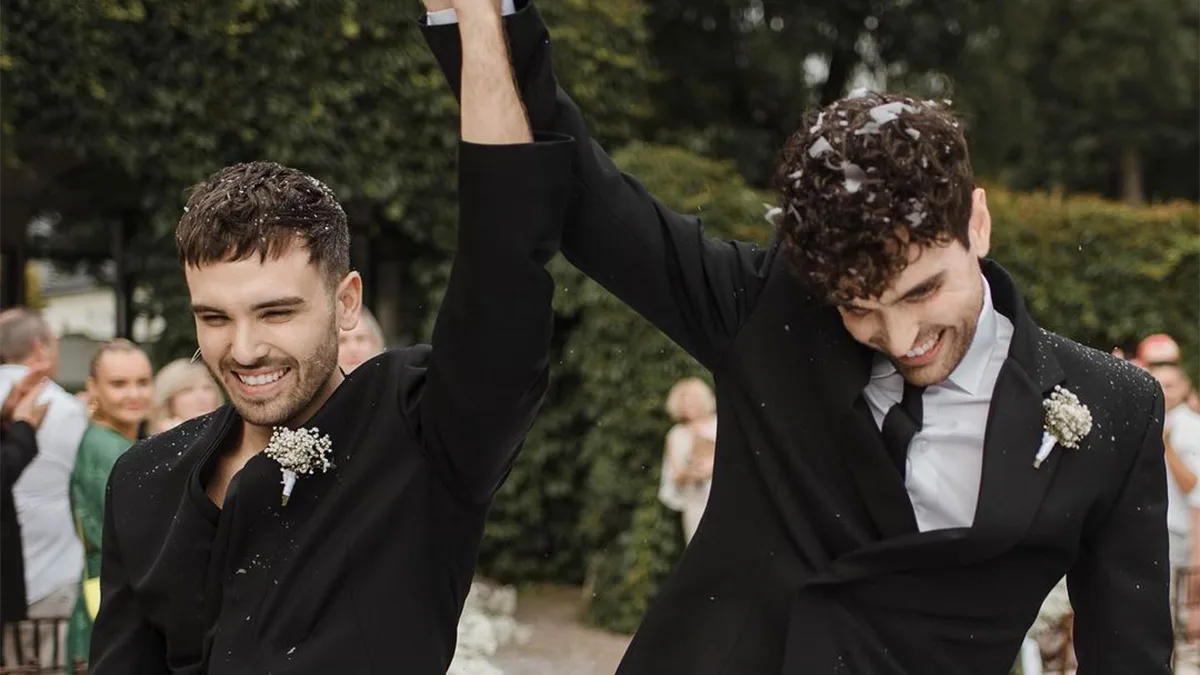 Duncan Laurence is getrouwd met zijn grote liefde! 🕊