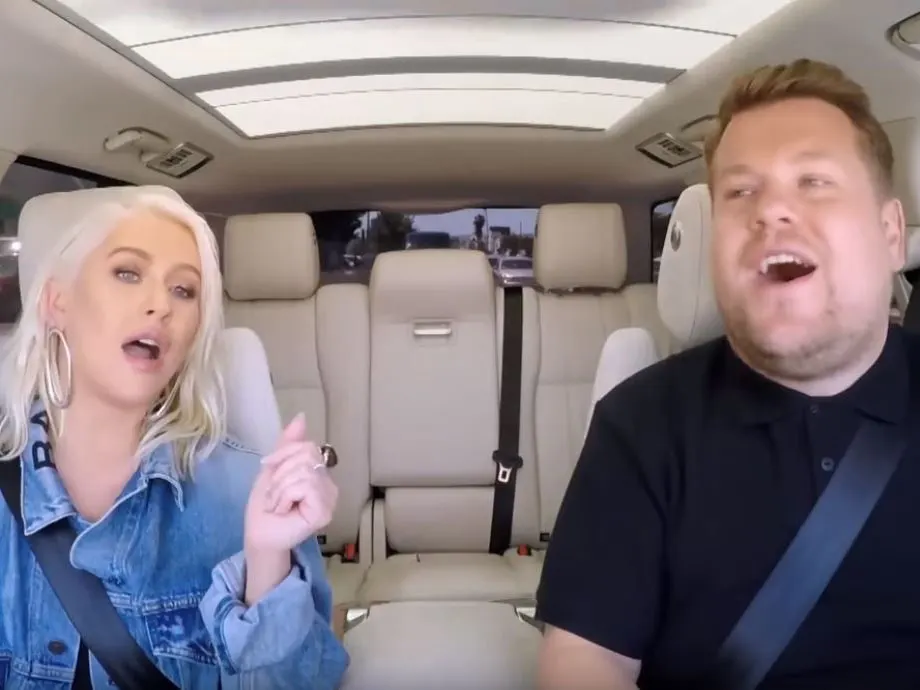 Must-see: de nieuwe Carpool Karaoke met Christina Aguilera!