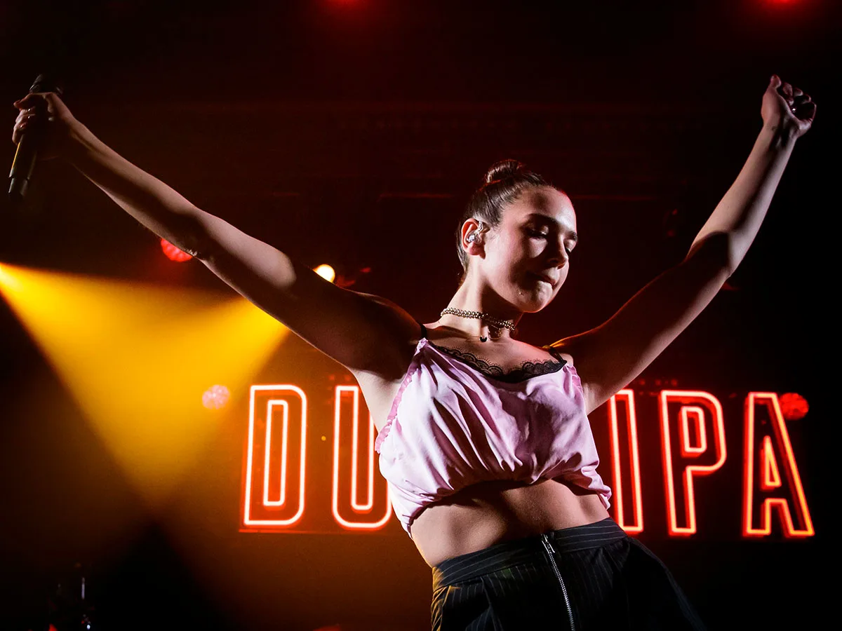 Dua Lipa strikt grote namen voor nieuw album