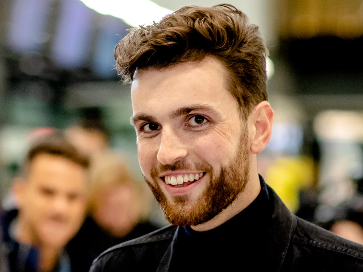 Dit draagt Duncan Laurence tijdens het Eurovisie Songfestival!