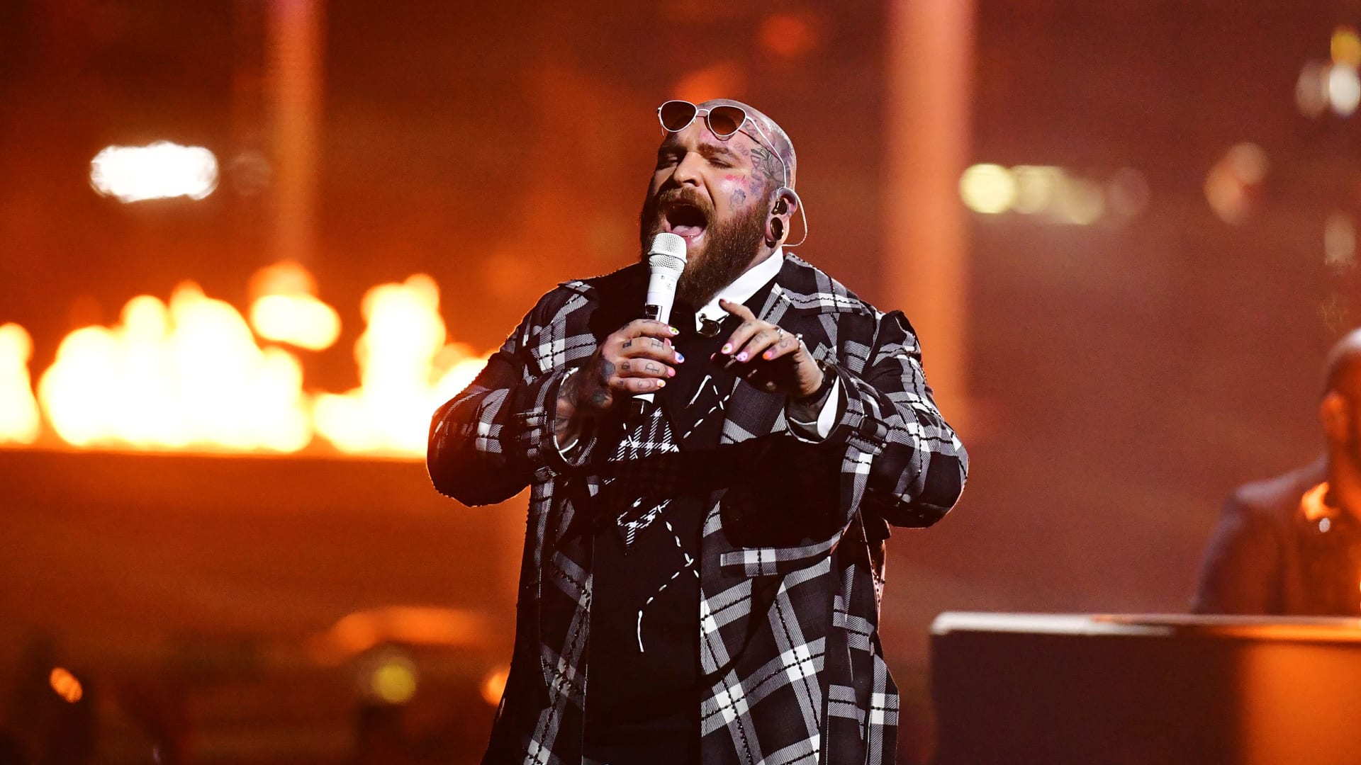 Teddy Swims breekt record met Lose Control!