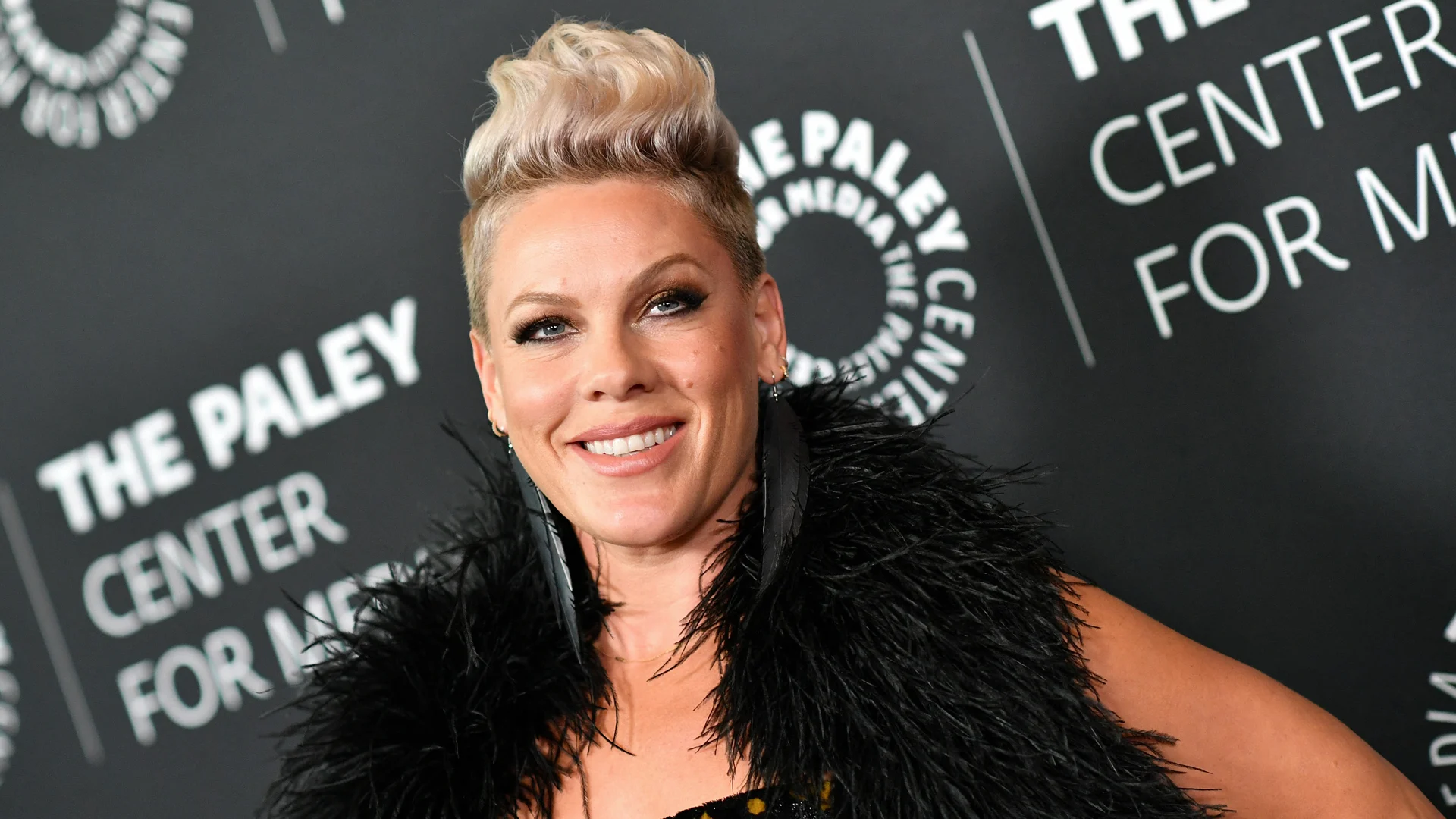 P!NK en Taylor Swift genomineerd voor Songwriters Hall of Fame