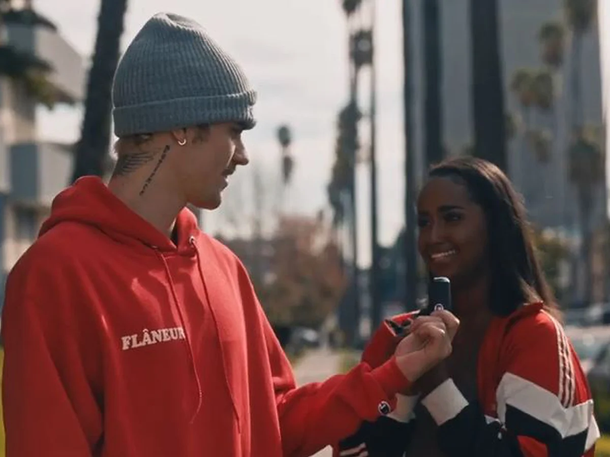 Lief! Justin Bieber brengt single met hartverwarmende boodschap uit