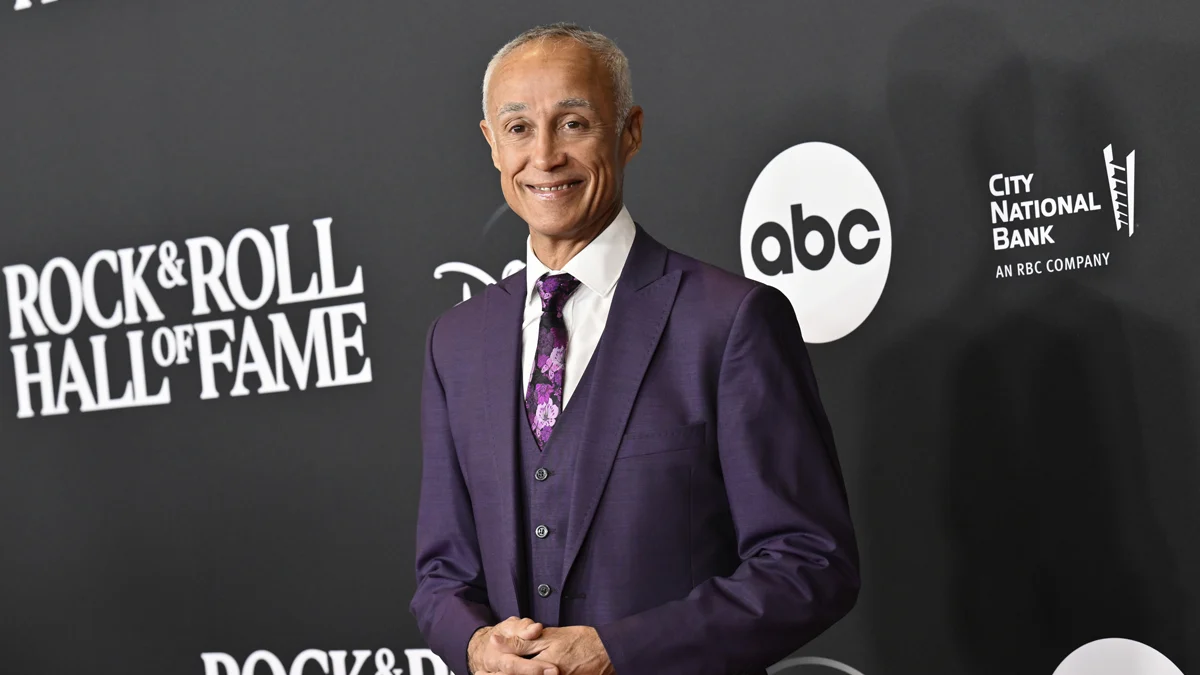 Andrew Ridgeley van Wham! opent dit jaar The Christmas Station