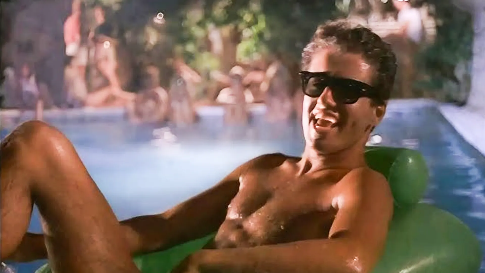 Vier de eerste tropische dag van het jaar met de Summer Top 101! ☀️