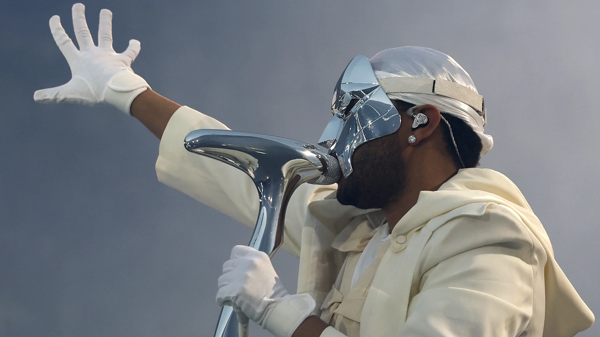 Nog heel even en dan staat The Weeknd in de Johan Cruijff ArenA en dit kun je verwachten!