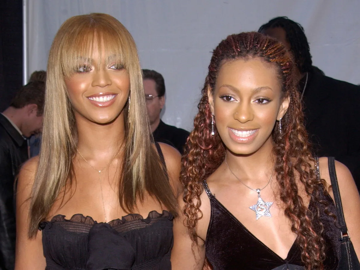 Lookalike celebrities: deze sterren lijken sprekend op elkaar!