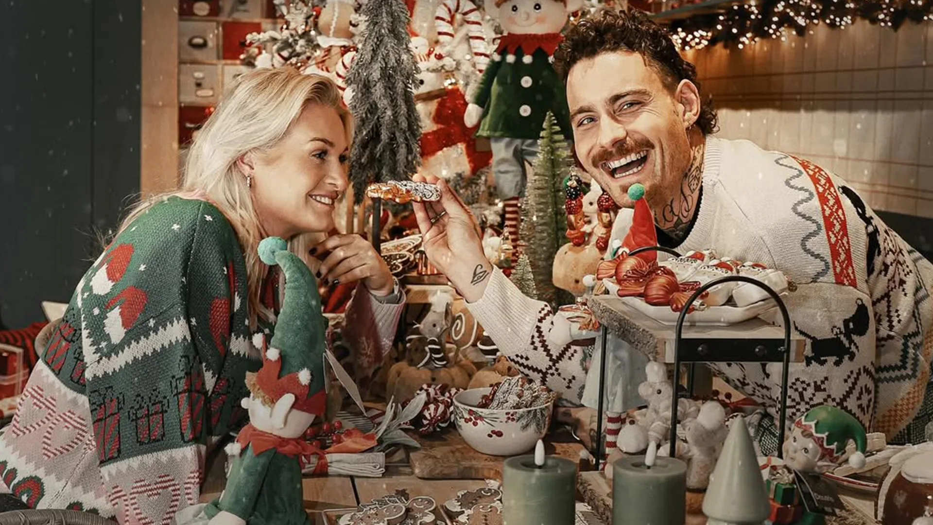 Zo klinkt de nieuwe kerstsingle van Douwe Bob en Miss Montreal!