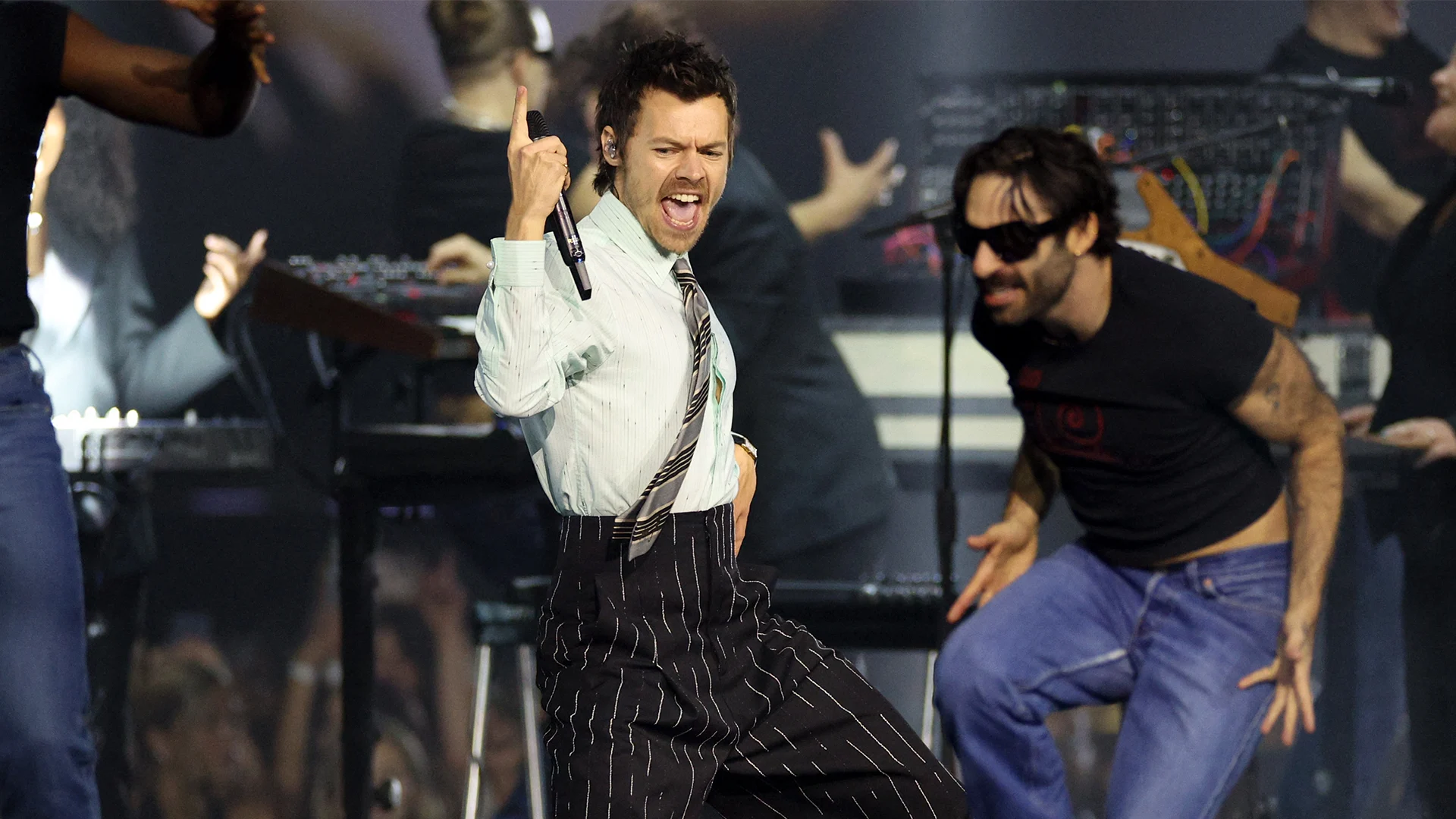 Eerste liveoptreden nieuwe album Harry Styles te zien op Netflix