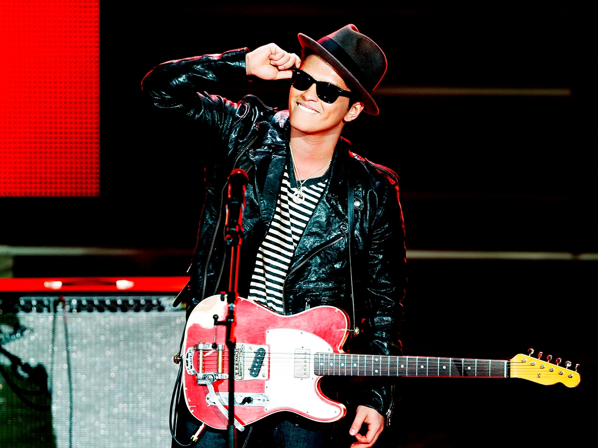 Quiz: weet jij de echte namen van deze superstars?