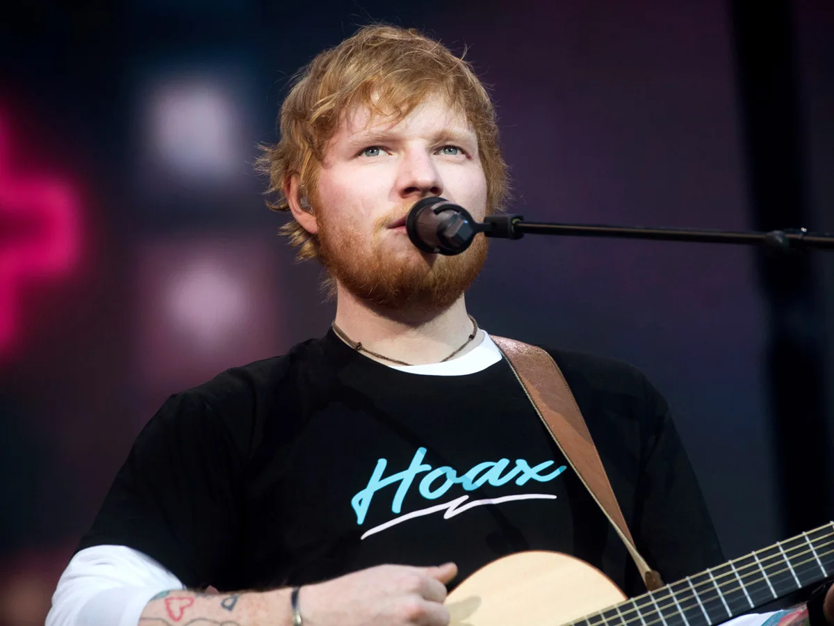 Exclusieve Ed Sheeran merch én zijn nieuwe album scoren? Dat doe je hier!