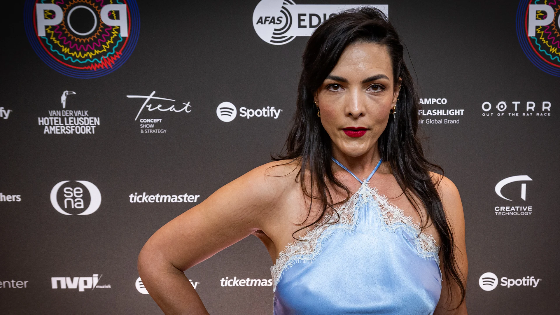 Caro kondigt nieuw album aan