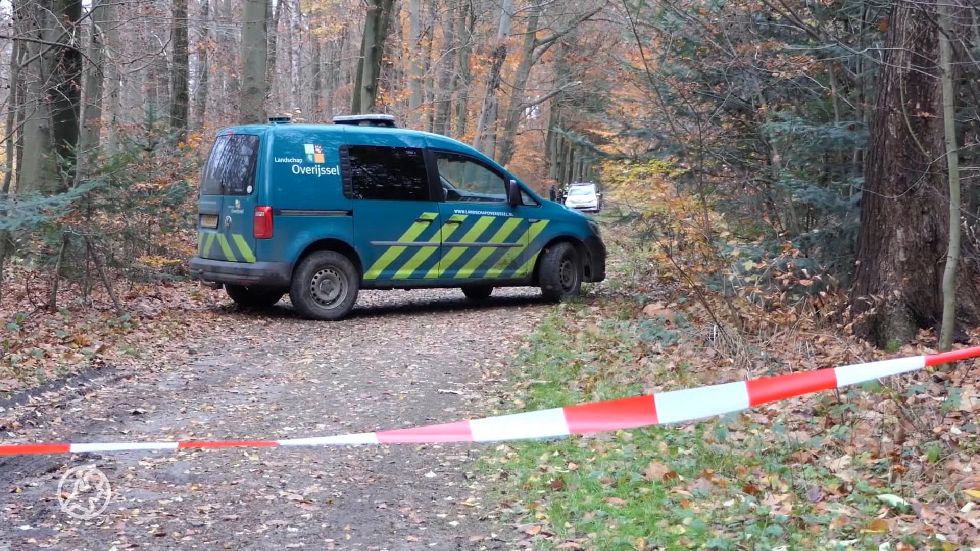 Lichaam gevonden in bos bij Lonneker