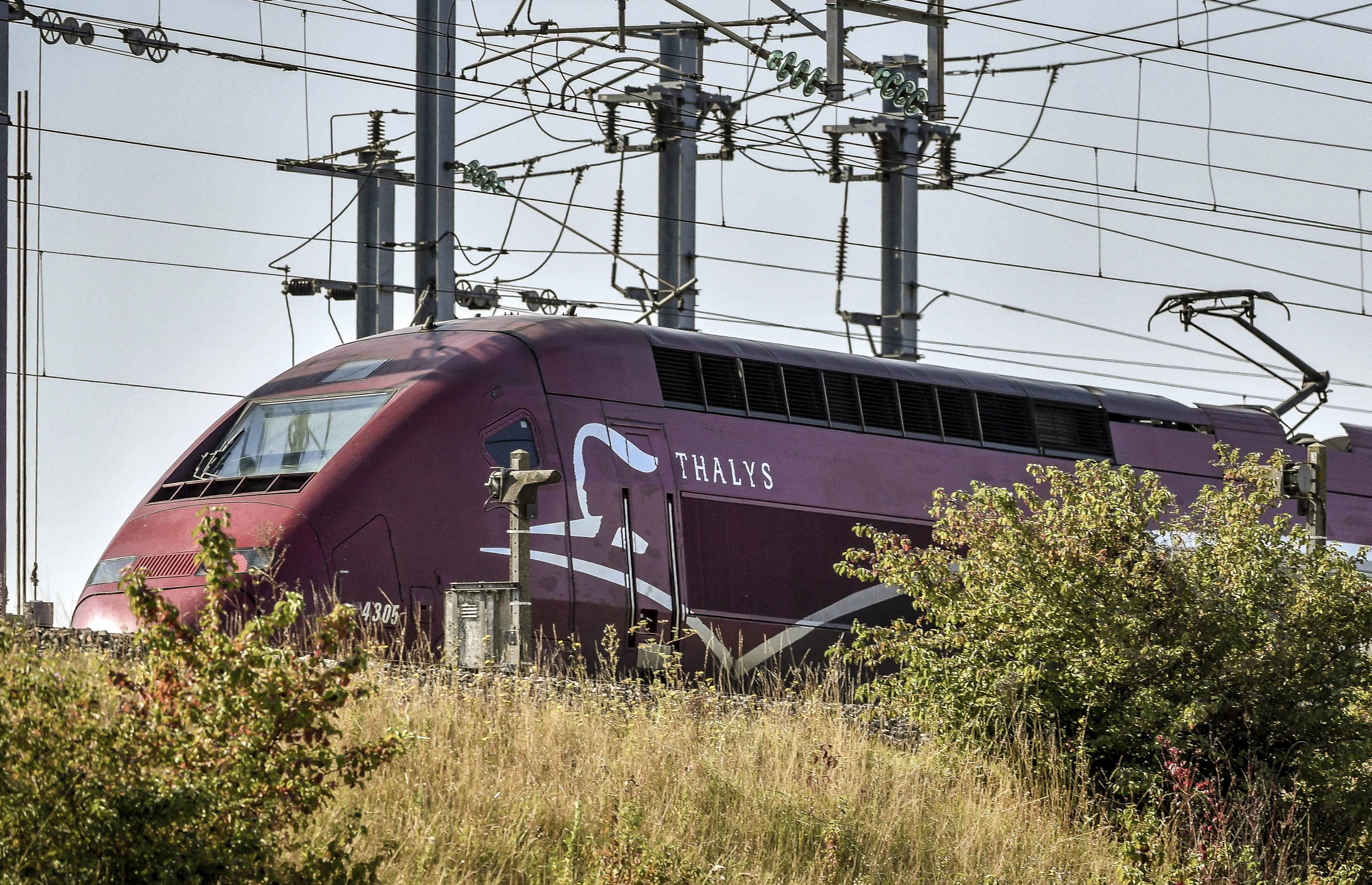 Mick zit urenlang vast in snikhete gestrande Thalys: 'Als ratten in de val'