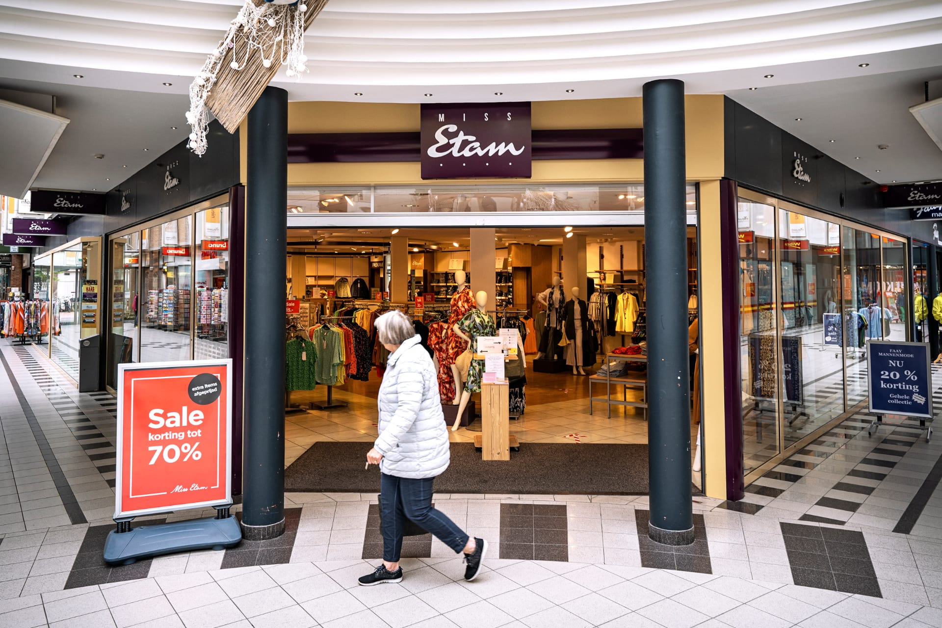 Verdwijnen Miss Etam en Steps ook al uit de winkelstraten?