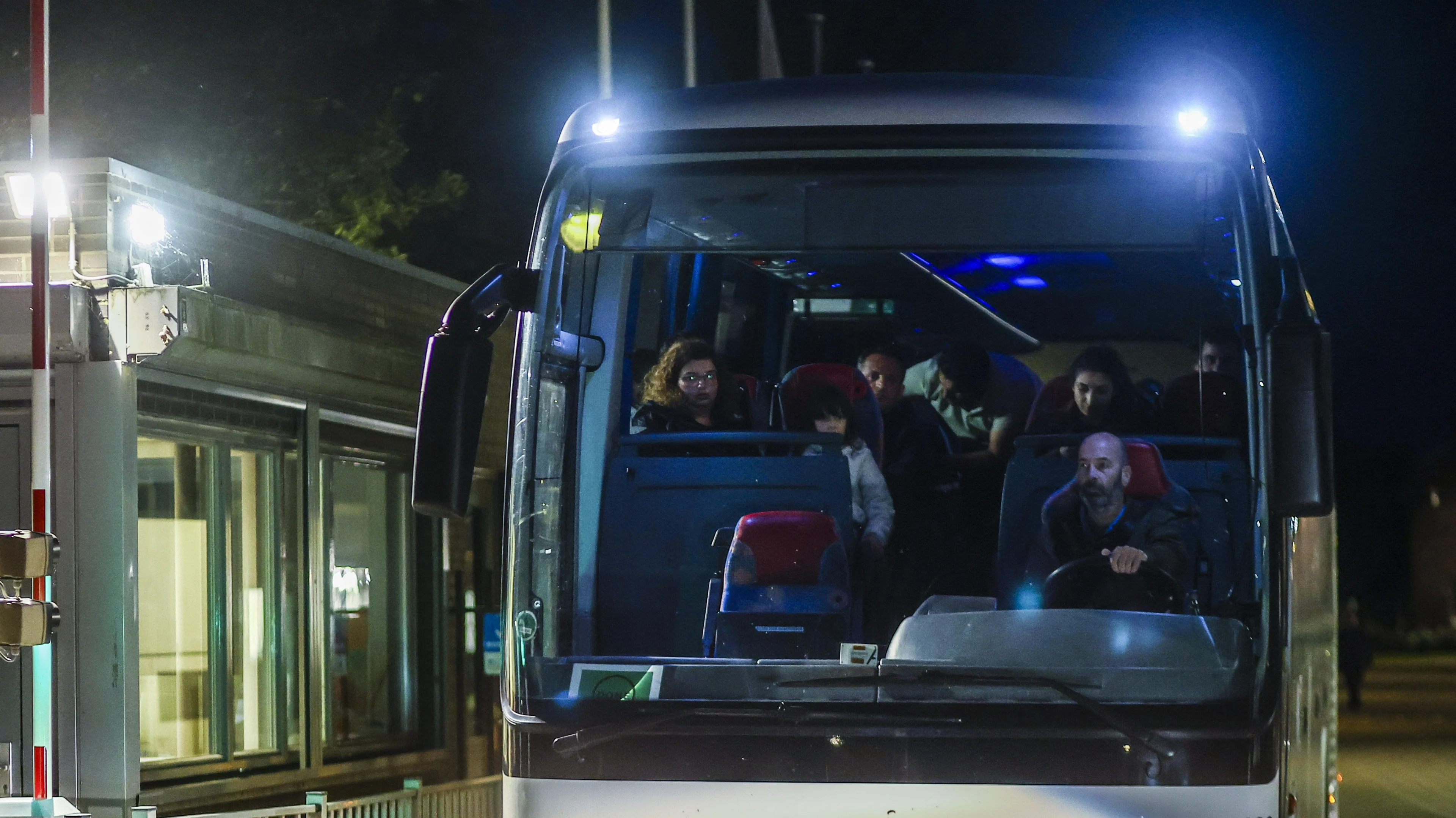 Den Haag regelt hotelkamers voor asielzoekers om 'zeer acute situatie' Ter Apel