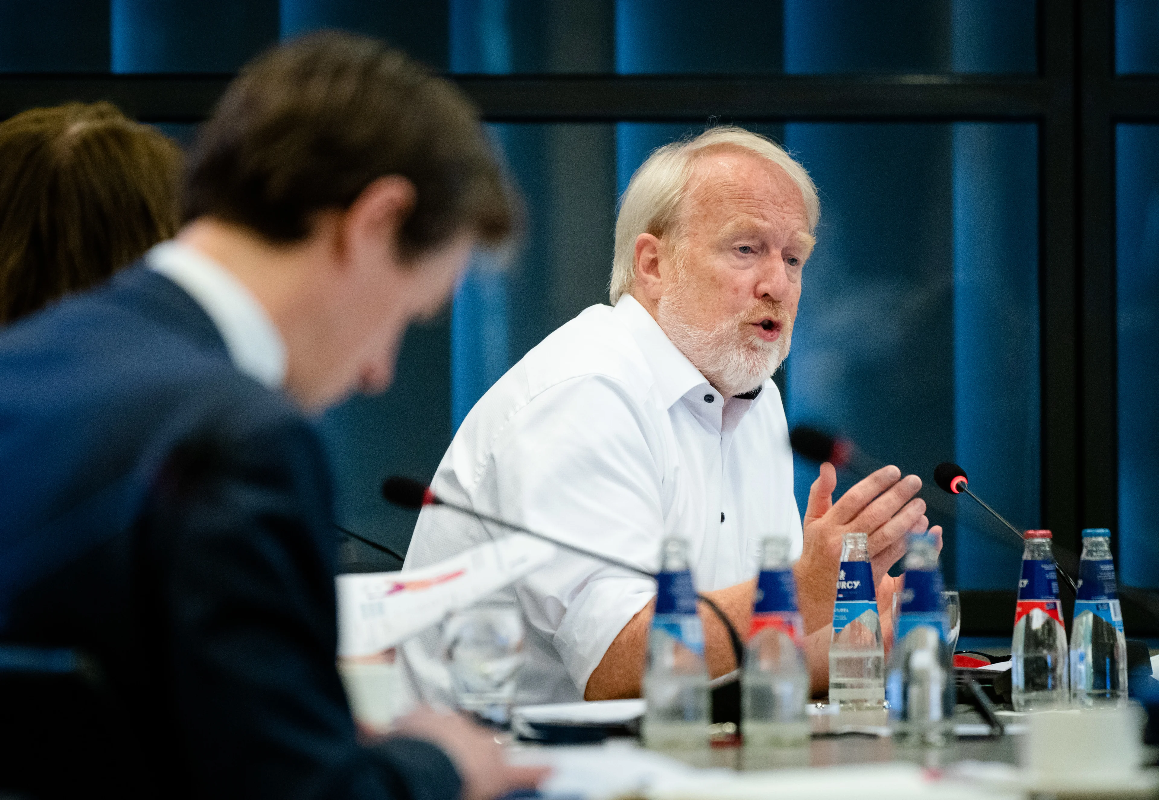 NU LIVE | Kamer wordt bijgepraat over laatste ontwikkelingen rond coronavirus