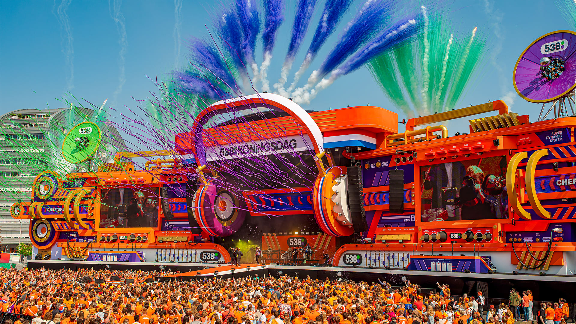 Zo volg je Koningsdag de hele dag op tv 