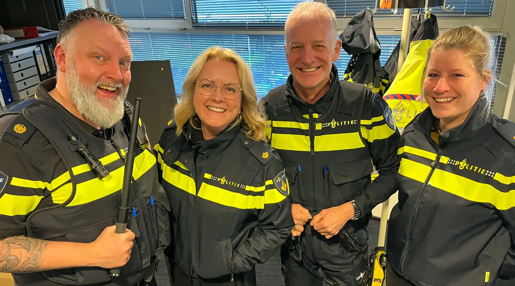 Oplichter probeert politieagent te scammen: 'We zien waar je bent, tot zo!'