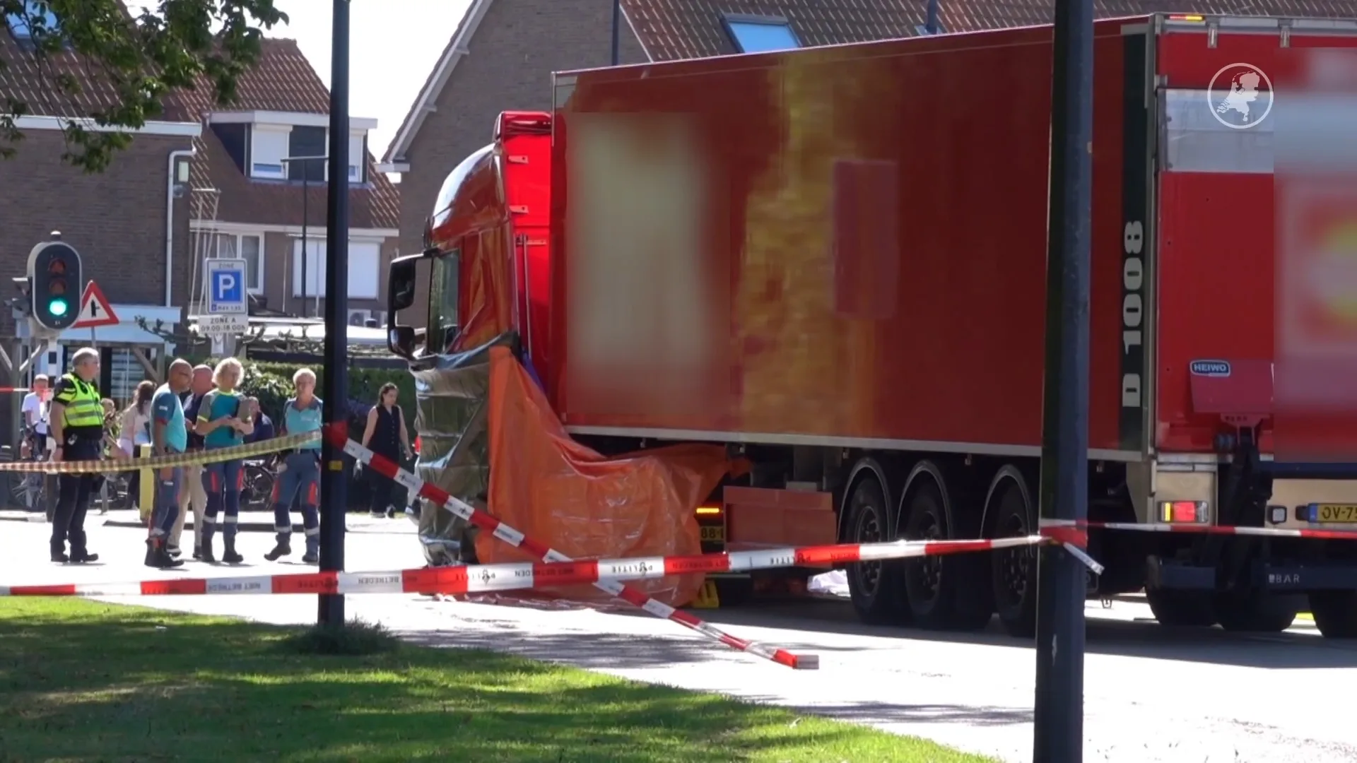 Fietser omgekomen bij aanrijding met vrachtwagen in Volendam