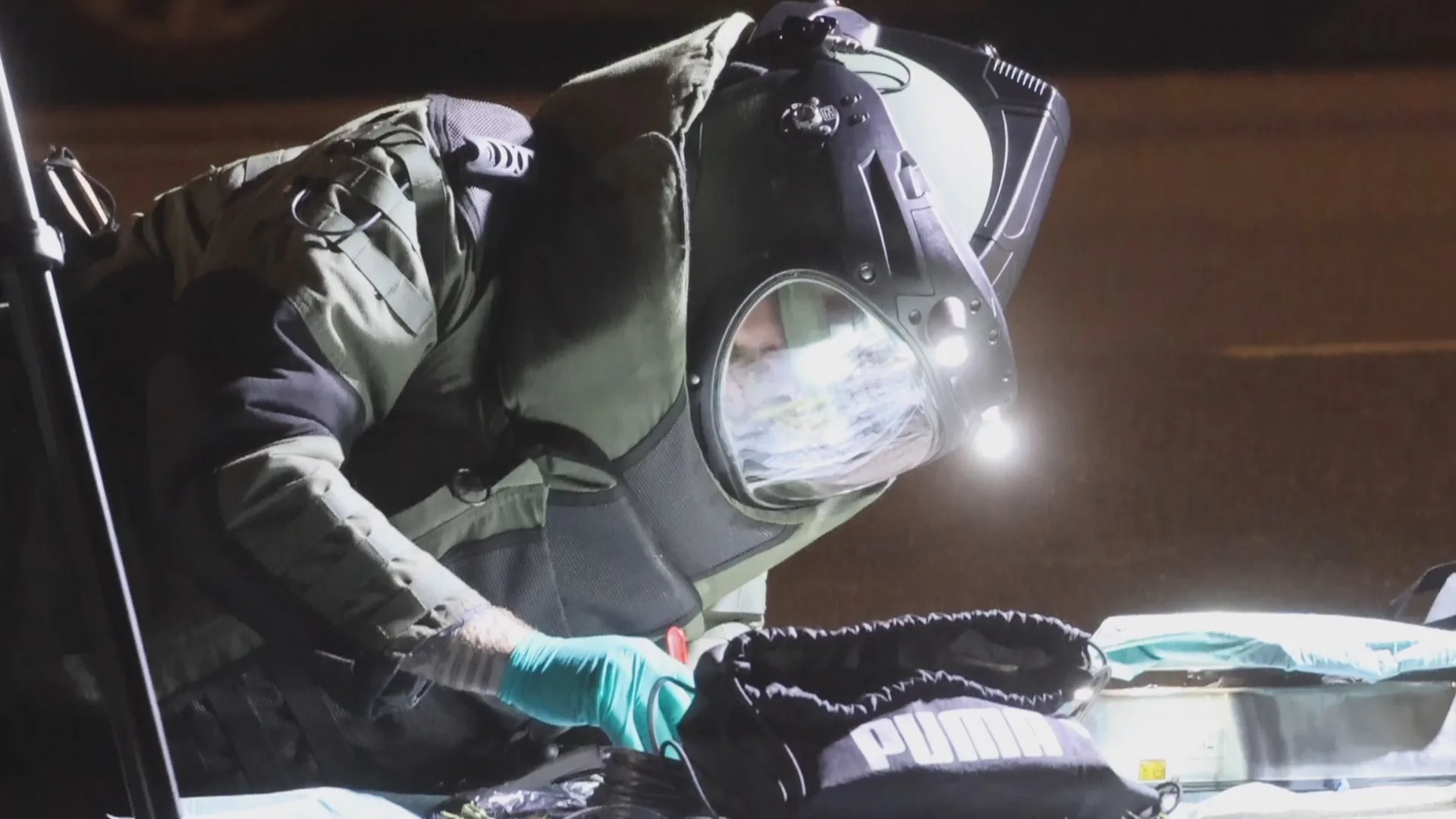 Man en vrouw aangehouden voor wapen- en explosievenbezit