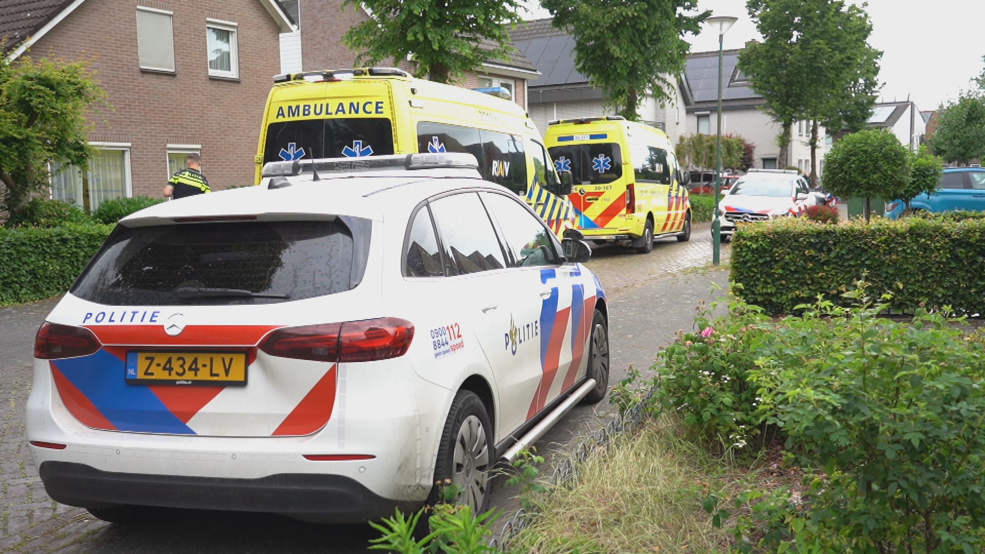 Hoogbejaarde vrouw overlijdt na val in eigen vijver in Rijen