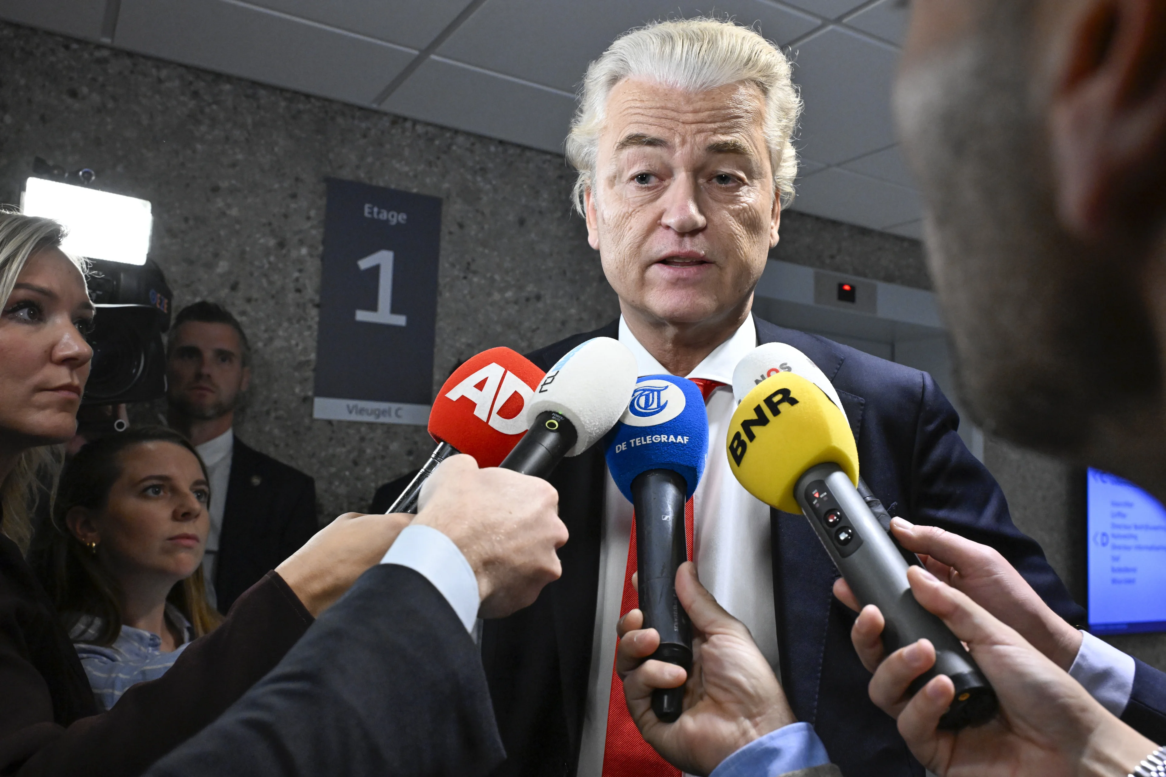 Hele dag commotie rond tweet Wilders over Halsema: dit is er gebeurd