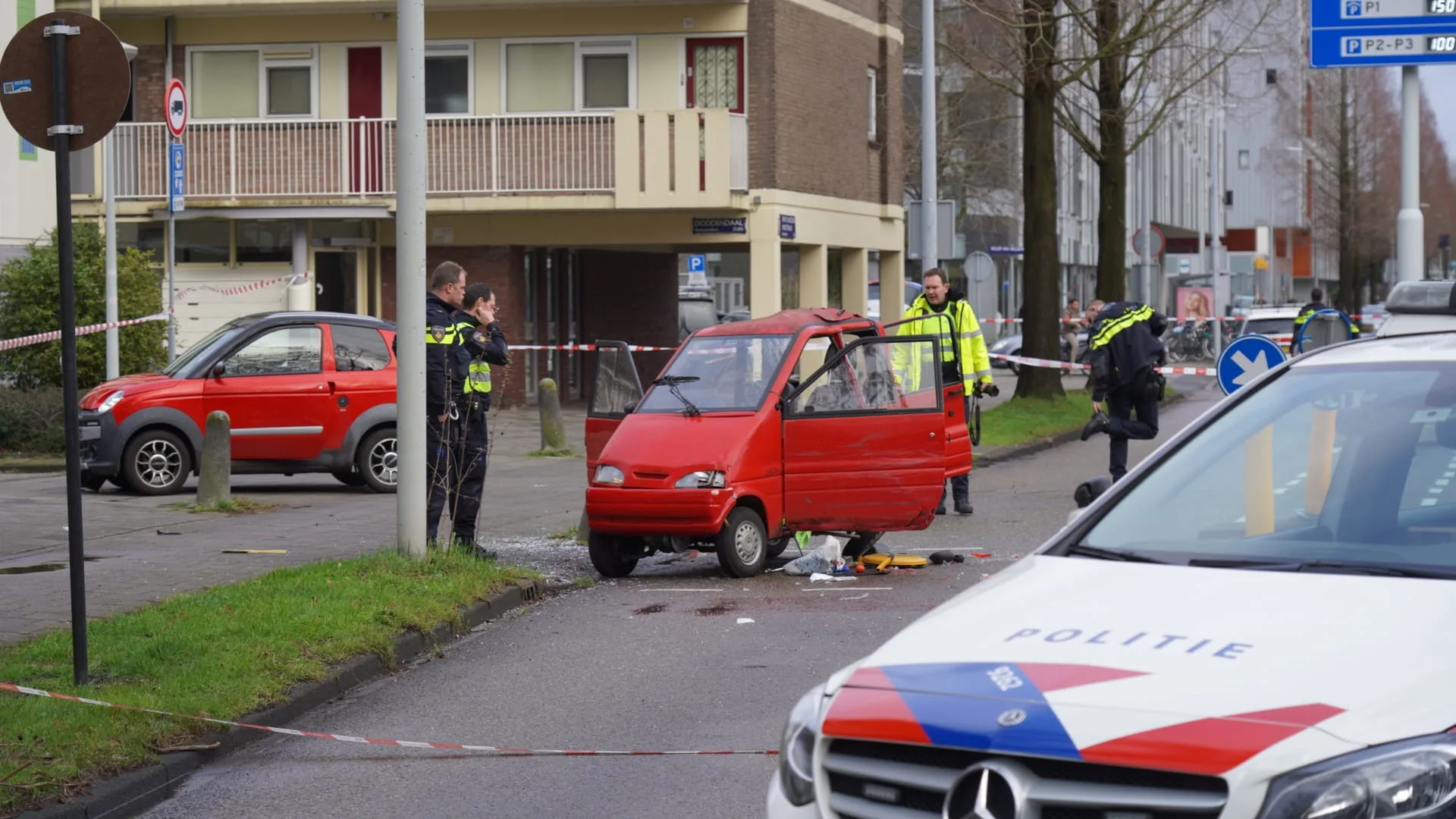 Canta's botsen op elkaar: 93-jarige bestuurder aangehouden
