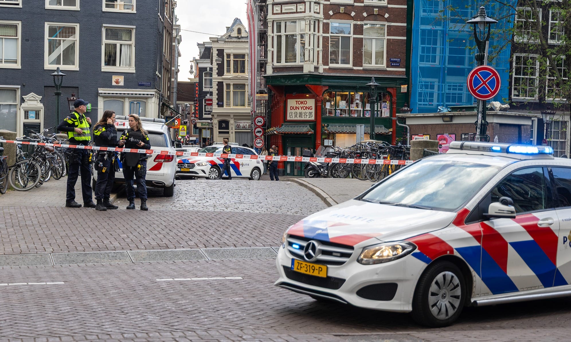 Gewonden bij schietpartij in centrum Amsterdam: dader op de vlucht