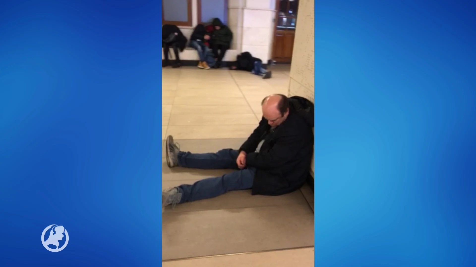 Zombie apocalypse: zo zag Amsterdam Centraal eruit om 07.30 uur