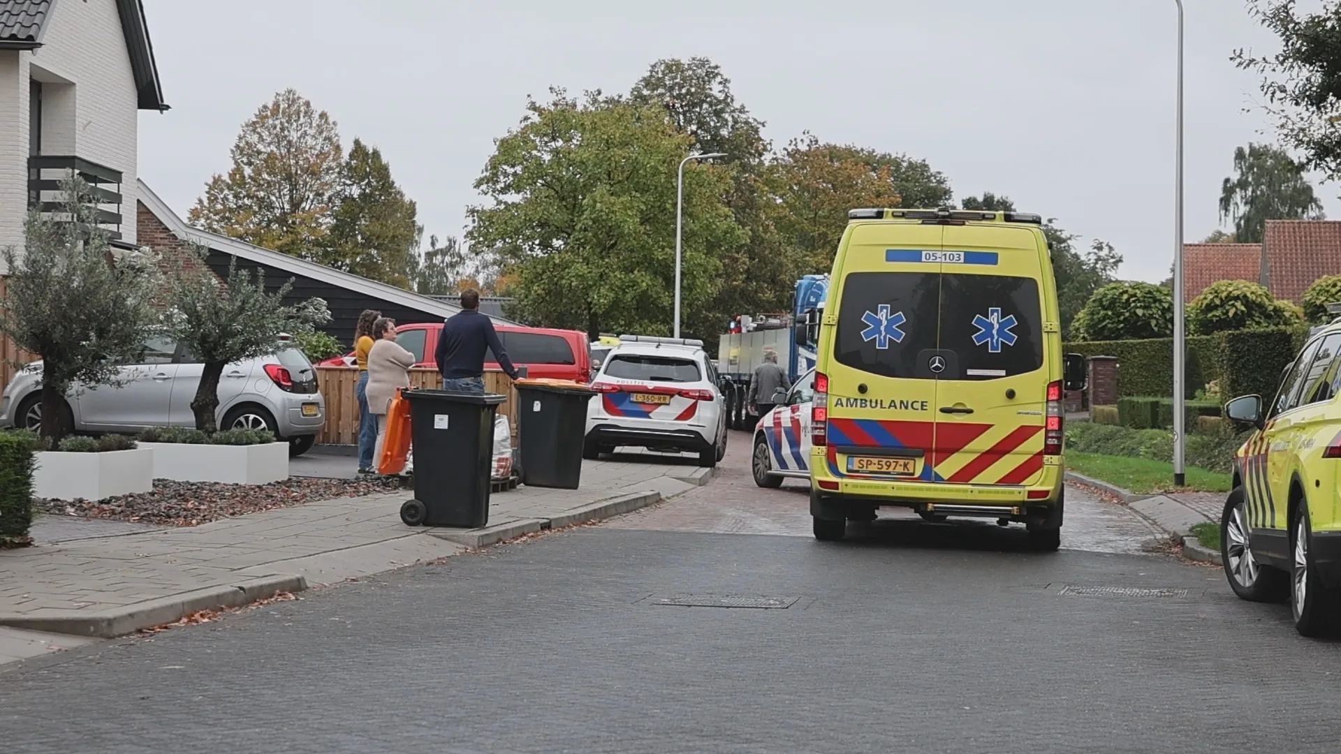 Vrouw (60) komt om het leven bij bizar ongeluk in Enter