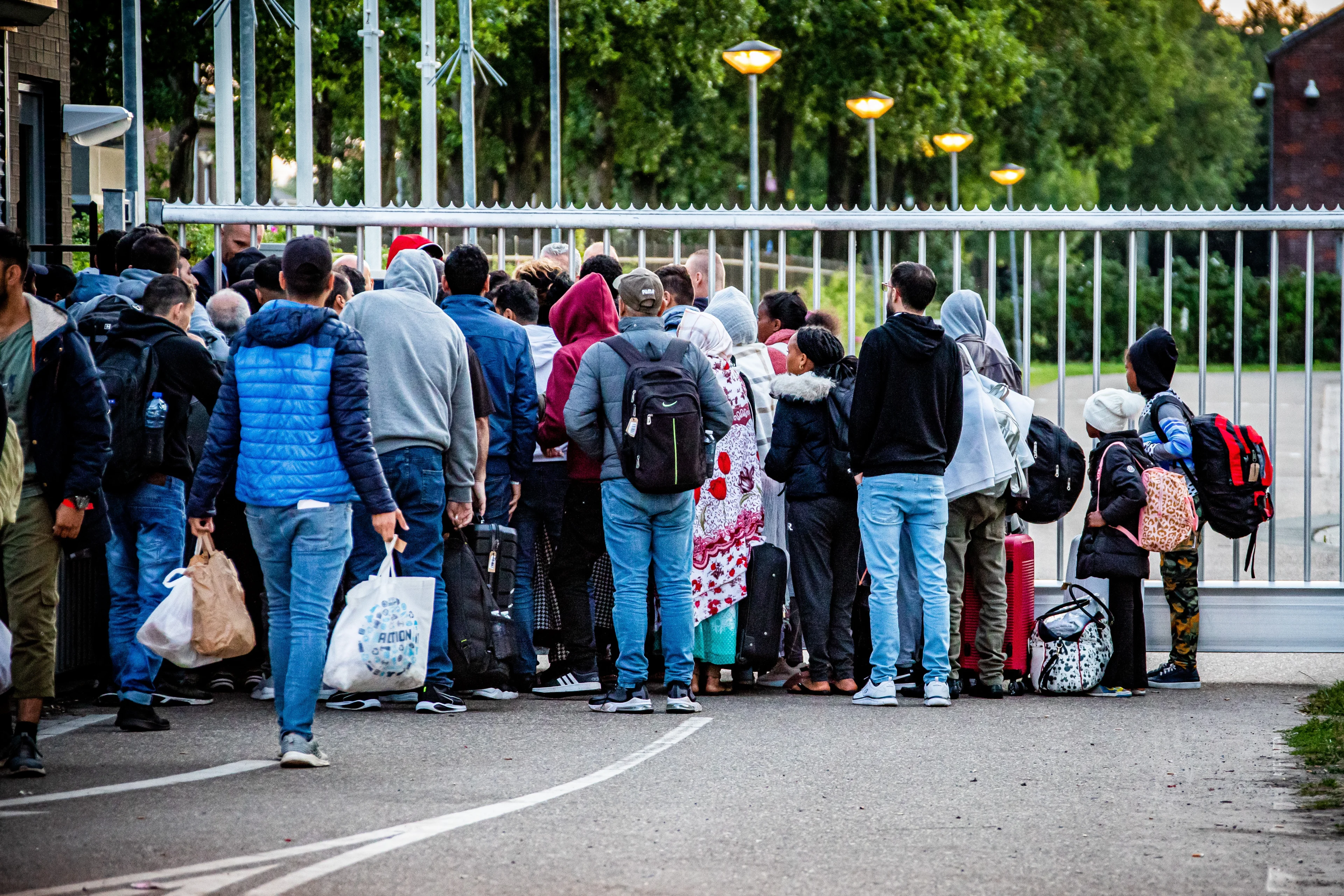 Rechtse partijen furieus over asielingreep kabinet