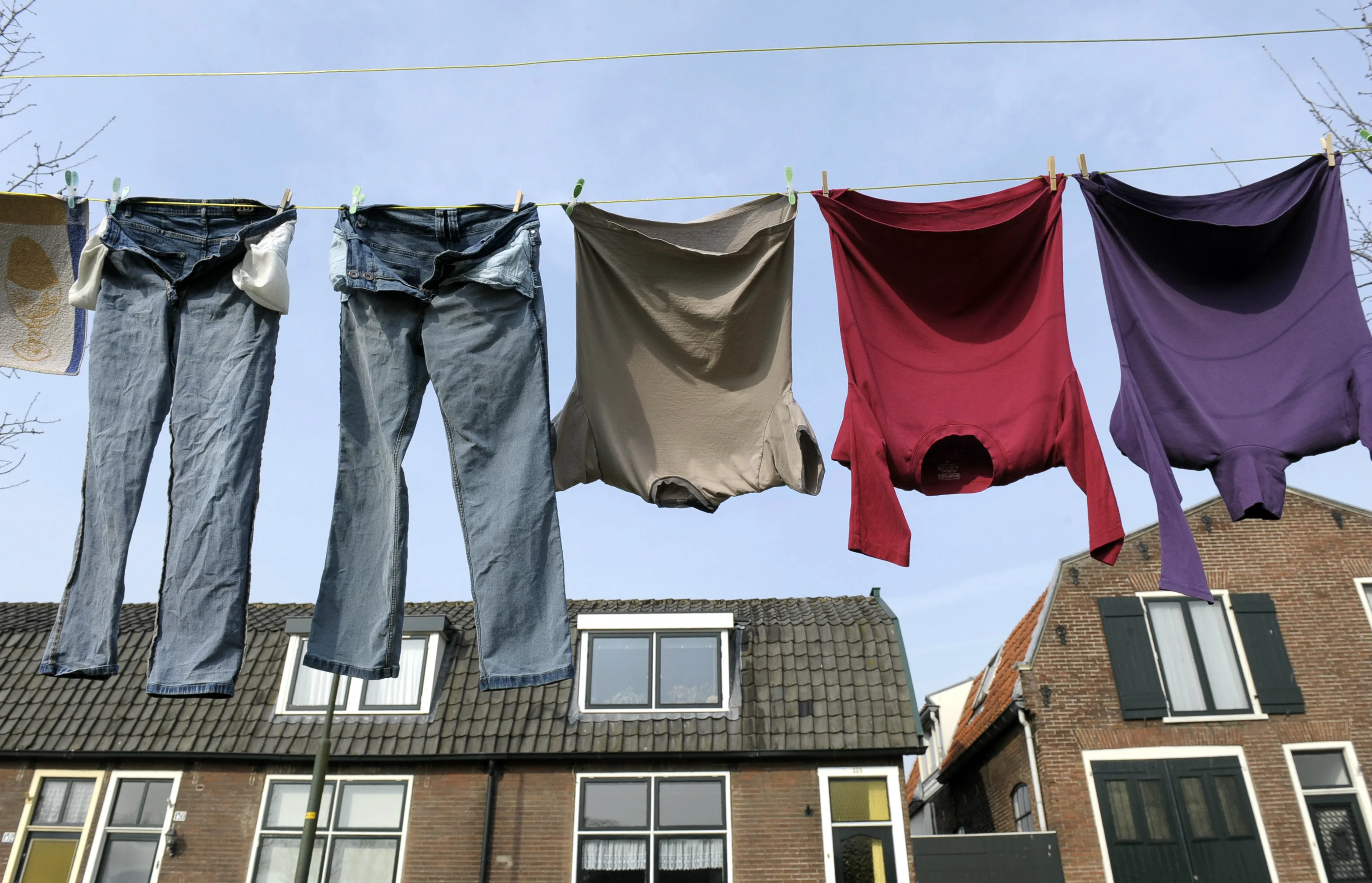 Inbrekers trekken spoor van gestolen kleding door Berkel-Enschot