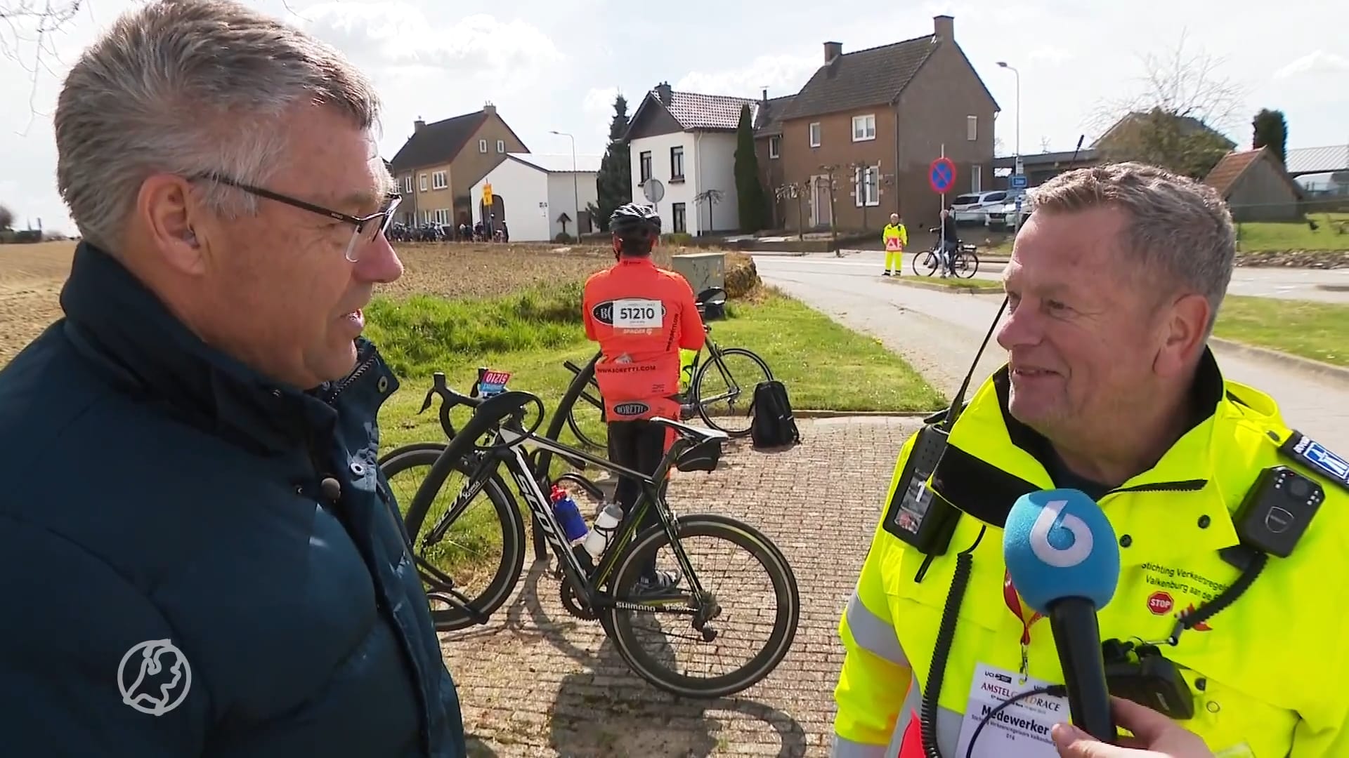 Geert krijgt hartaanval tijdens Amstel Gold Race en zoekt nu zijn redders