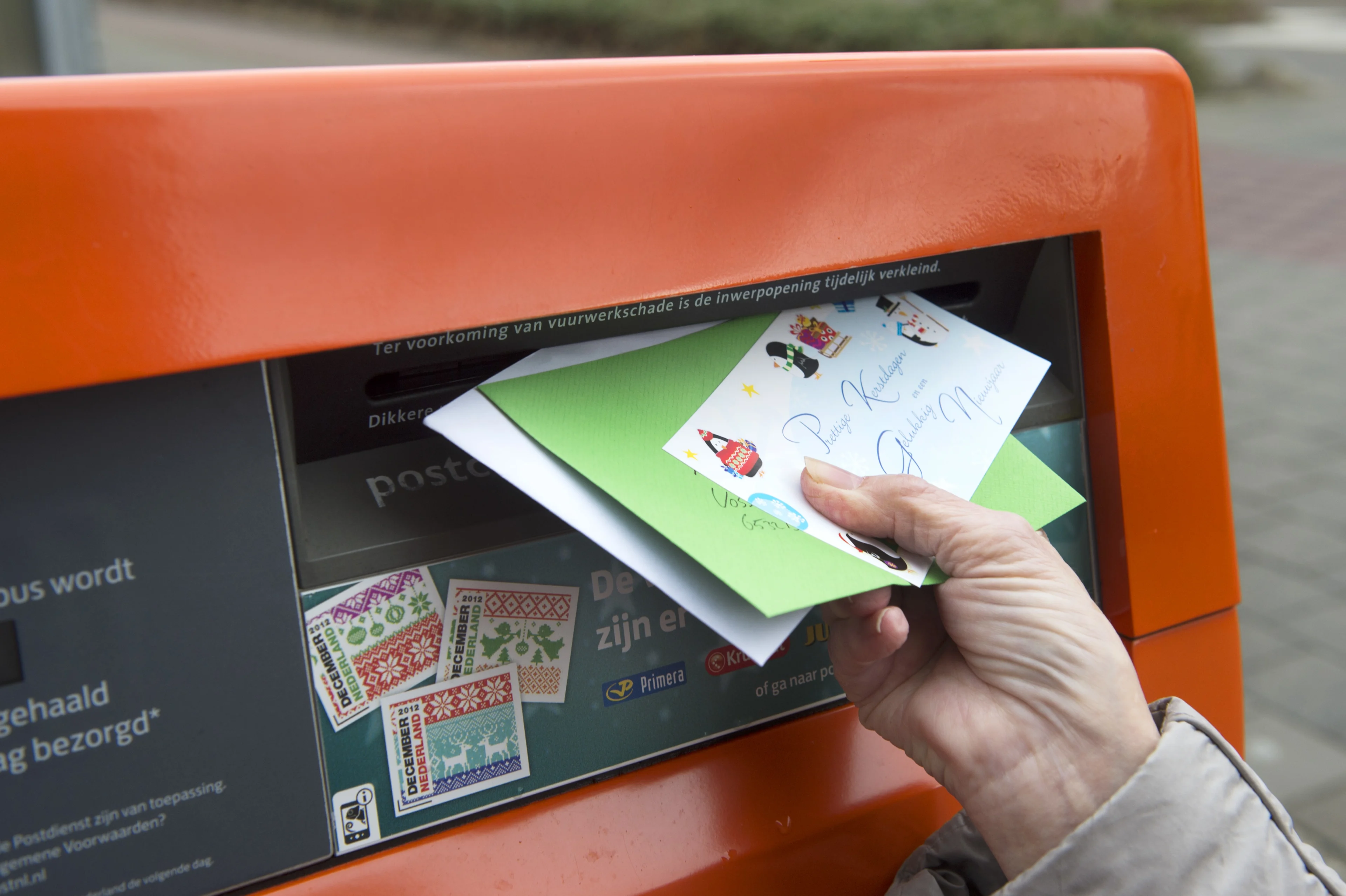 Postbezorger hield een jaar lang 3000 brieven en pakketten achter