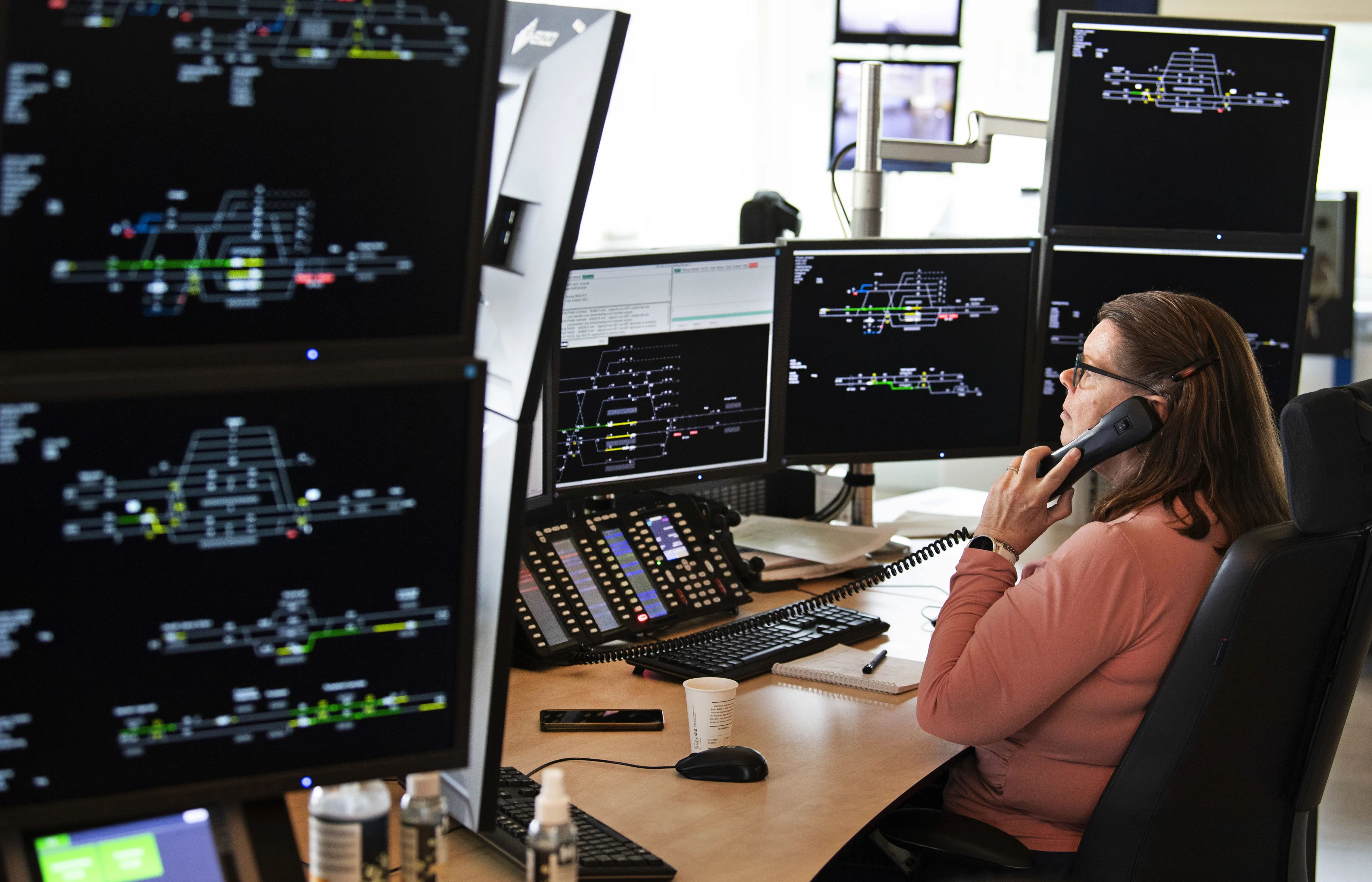 'Uitvallende treinen te wijten aan verziekte werksfeer bij ProRail' 