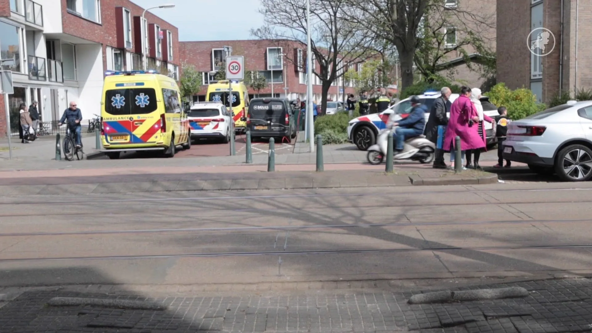 Kind raakt ernstig gewond door val van balkon in Den Haag