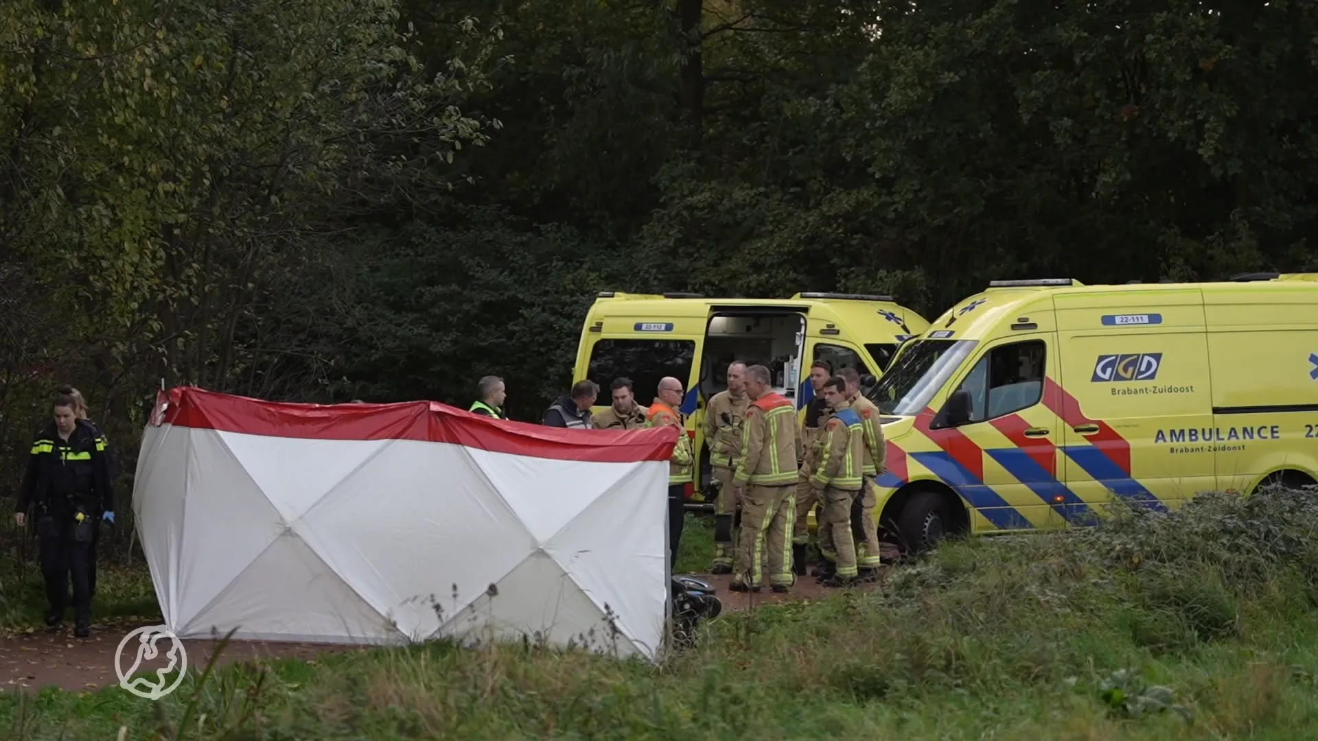 Man (53) overleden na val met scootmobiel in water in Geldrop